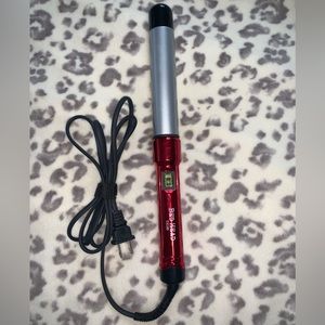 Bed Head TIGI Curling Wand - 1 1/4inch barrel - EUC